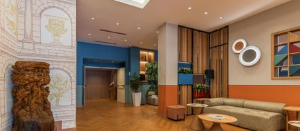 Hilton Garden Inn Rome Colosseum Lobby