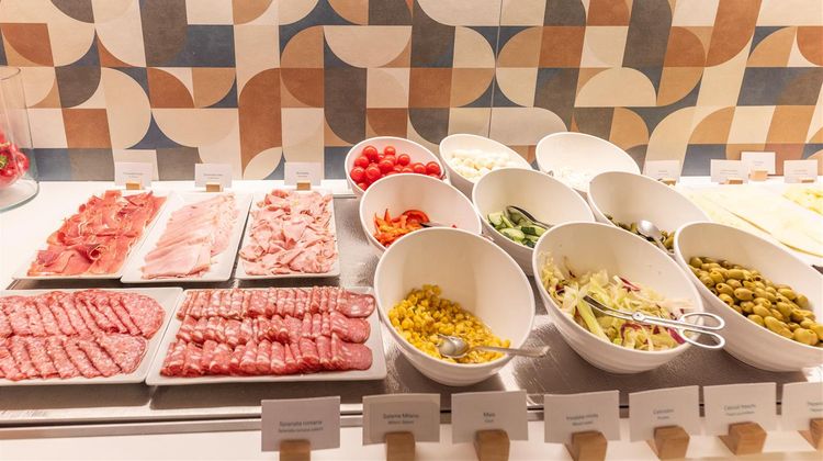 Hilton Garden Inn Rome Colosseum Restaurant