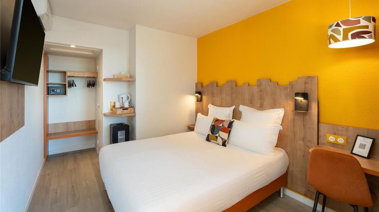 <b>Sure Hotel by Best Western Mougins Room</b>. Images powered by <a href="https://iceportal.shijigroup.com/" title="IcePortal" target="_blank">IcePortal</a>.