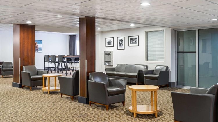 Sternwheeler Hotel & Conference Center Lobby