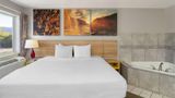 Days Inn by Wyndham Canon City Suite