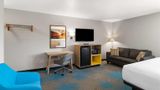 Days Inn by Wyndham Canon City Suite