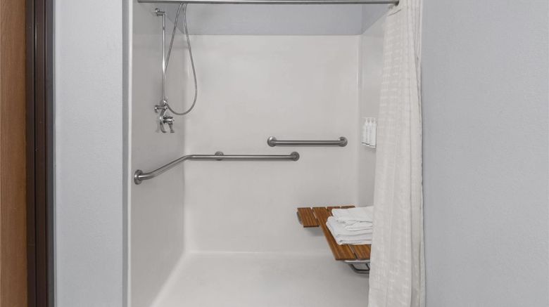 <b>Days Inn by Wyndham Canon City Room</b>. Images powered by <a href="https://iceportal.shijigroup.com/" title="IcePortal" target="_blank">IcePortal</a>.
