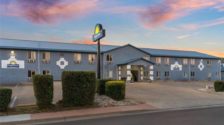 Days Inn by Wyndham Canon City Exterior. Images powered by <a href="https://iceportal.shijigroup.com" target="_blank" rel="noopener">Ice Portal</a>.