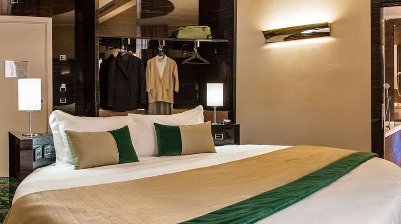<b>Gioberti Art Hotel Room</b>. Images powered by <a href="https://iceportal.shijigroup.com/" title="IcePortal" target="_blank">IcePortal</a>.