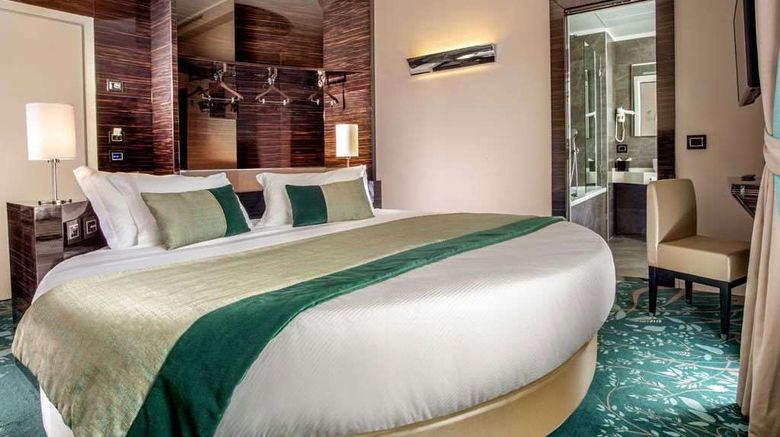 <b>Gioberti Art Hotel Room</b>. Images powered by <a href="https://iceportal.shijigroup.com/" title="IcePortal" target="_blank">IcePortal</a>.