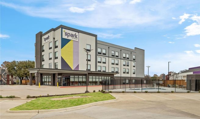 Spark Garland Dallas E Exterior