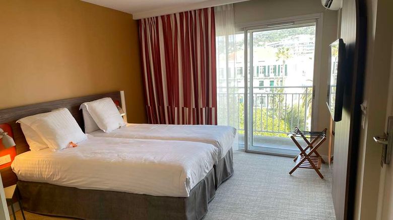 <b>Hotel Abrial Room</b>. Images powered by <a href="https://iceportal.shijigroup.com/" title="IcePortal" target="_blank">IcePortal</a>.
