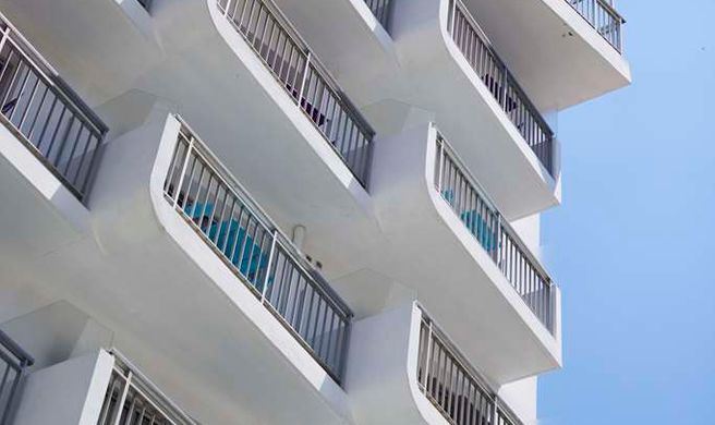 Hotel Abrial Exterior