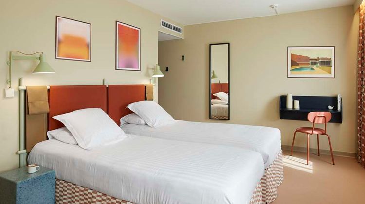 Hotel des Victoires Room