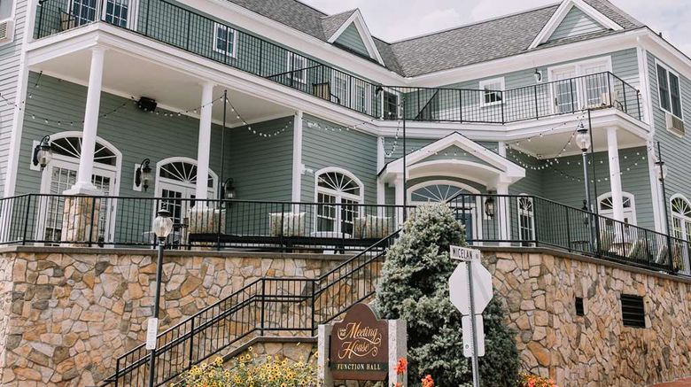 <b>Union Bluff Hotel & Meeting House Meeting</b>. Images powered by <a href="https://iceportal.shijigroup.com/" title="IcePortal" target="_blank">IcePortal</a>.