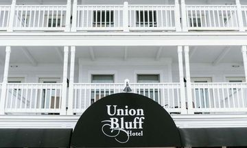 Union Bluff Hotel & Meeting House