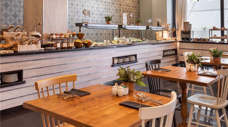 <b>Vincci Malaga Restaurant</b>. Images powered by <a href="https://iceportal.shijigroup.com/" title="IcePortal" target="_blank">IcePortal</a>.