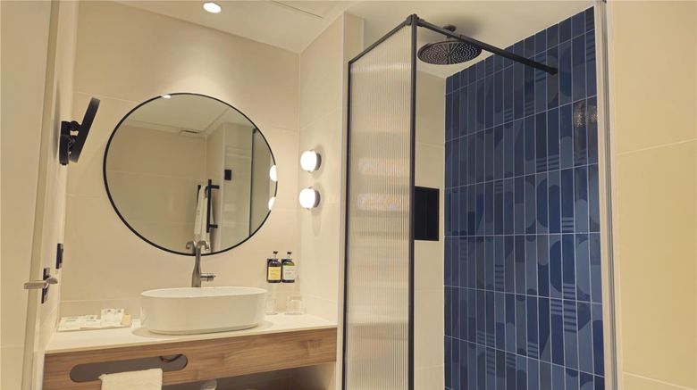 <b>Vincci Malaga Room</b>. Images powered by <a href="https://iceportal.shijigroup.com/" title="IcePortal" target="_blank">IcePortal</a>.