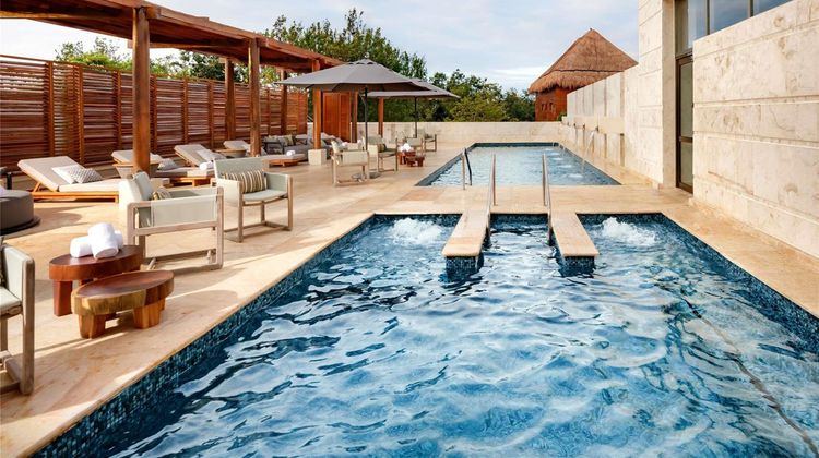 Fairmont Mayakoba Pool