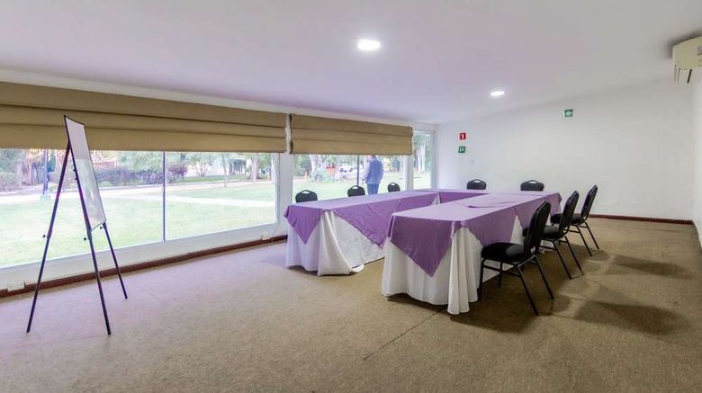 <b>InHouse Select Hacienda Tres Rios Meeting</b>. Images powered by <a href="https://iceportal.shijigroup.com/" title="IcePortal" target="_blank">IcePortal</a>.