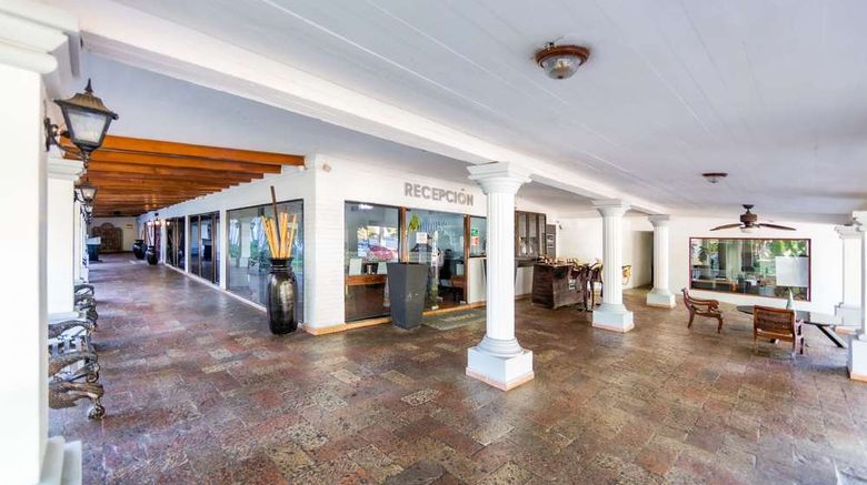 <b>InHouse Select Hacienda Tres Rios Lobby</b>. Images powered by <a href="https://iceportal.shijigroup.com/" title="IcePortal" target="_blank">IcePortal</a>.