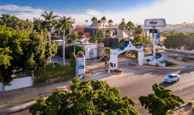 InHouse Select Hacienda Tres Rios Exterior