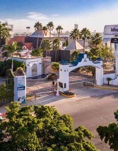 InHouse Select Hacienda Tres Rios