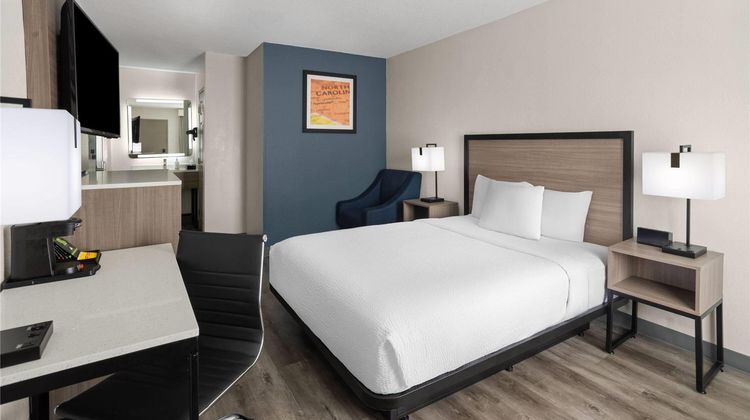 Baymont by Wyndham Fayetteville Room