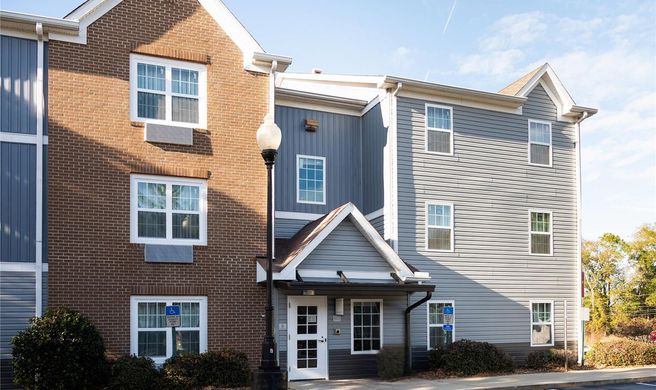 MainStay Suites Exterior