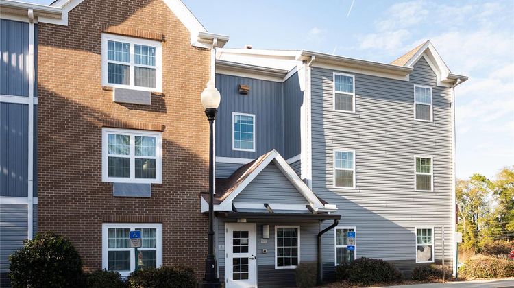 MainStay Suites Exterior