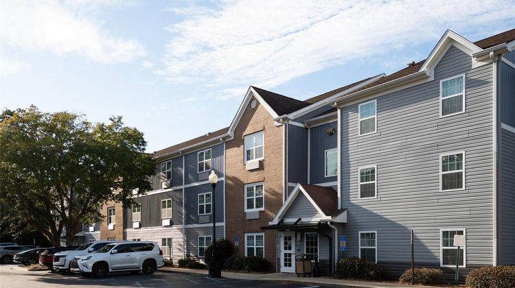 MainStay Suites Exterior