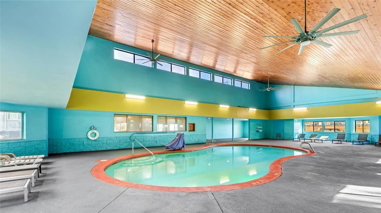 <b>Quality Inn West Des Moines - Clive Pool</b>. Images powered by <a href="https://iceportal.shijigroup.com/" title="IcePortal" target="_blank">IcePortal</a>.
