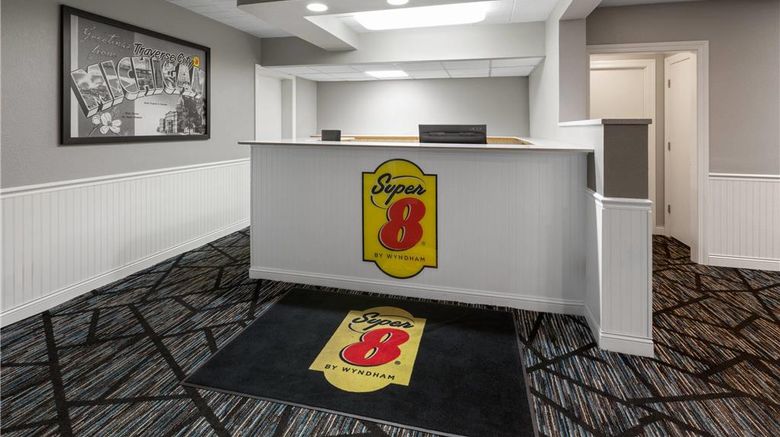 <b>Super 8 by Wyndham Traverse City Lobby</b>. Images powered by <a href="https://iceportal.shijigroup.com/" title="IcePortal" target="_blank">IcePortal</a>.