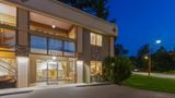 Super 8 by Wyndham Traverse City Exterior