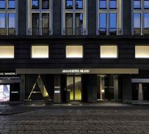 Armani Hotel Milano Exterior