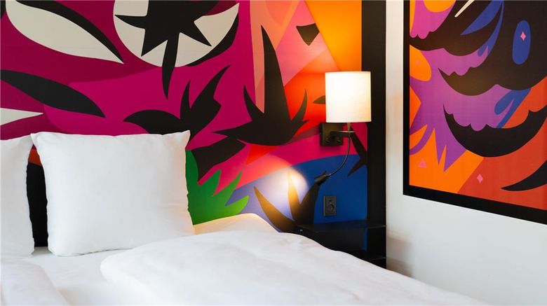 <b>Hotel Dalgas Room</b>. Images powered by <a href="https://iceportal.shijigroup.com/" title="IcePortal" target="_blank">IcePortal</a>.