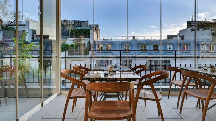 The One Alma Paris Restaurant