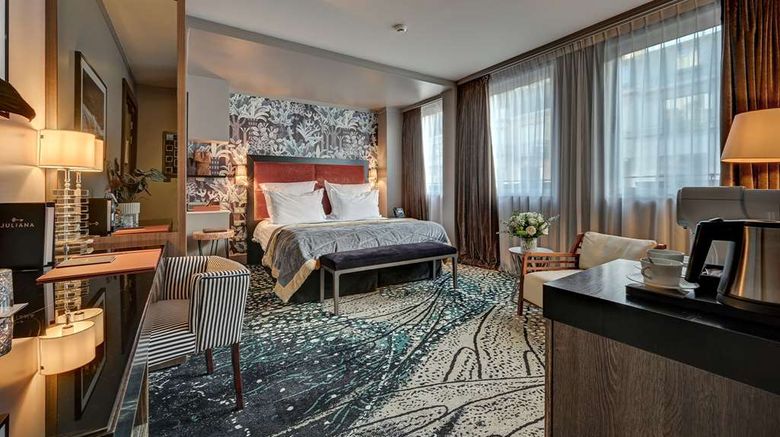 <b>The One Alma Paris Suite</b>. Images powered by <a href="https://iceportal.shijigroup.com/" title="IcePortal" target="_blank">IcePortal</a>.