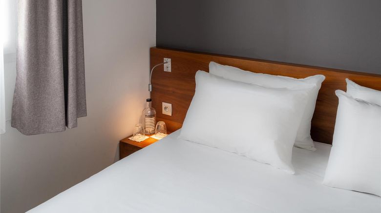 <b>Sure Hotel by Best Western Guerande Room</b>. Images powered by <a href="https://iceportal.shijigroup.com/" title="IcePortal" target="_blank">IcePortal</a>.