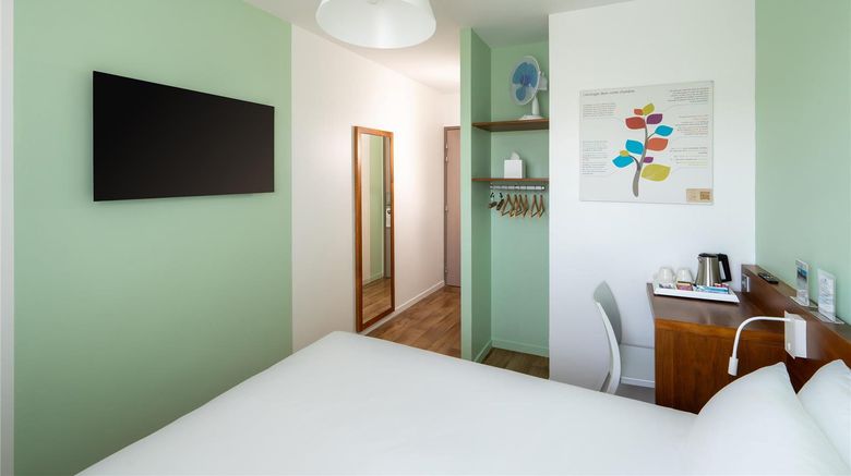 <b>Sure Hotel by Best Western Guerande Room</b>. Images powered by <a href="https://iceportal.shijigroup.com/" title="IcePortal" target="_blank">IcePortal</a>.