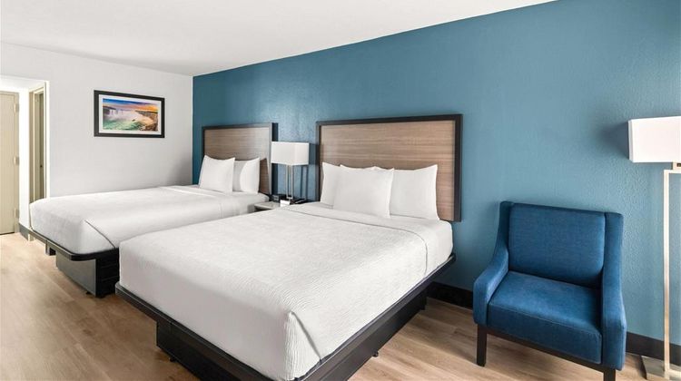Baymont by Wyndham Batavia - Darien Lake Room