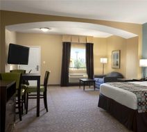 Days Inn & Suites Gonzales Room