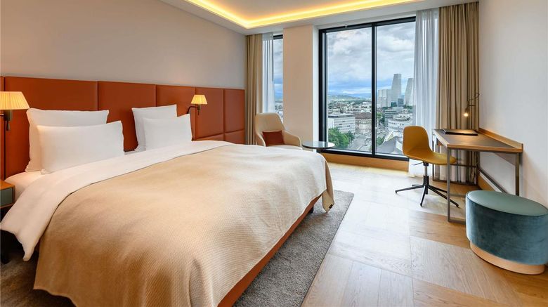 <b>Moevenpick Hotel Basel Room</b>. Images powered by <a href="https://iceportal.shijigroup.com/" title="IcePortal" target="_blank">IcePortal</a>.
