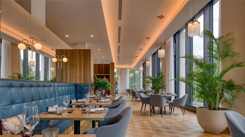 <b>Moevenpick Hotel Basel Restaurant</b>. Images powered by <a href="https://iceportal.shijigroup.com/" title="IcePortal" target="_blank">IcePortal</a>.