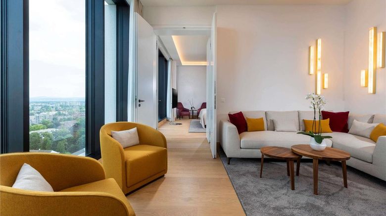 <b>Moevenpick Hotel Basel Suite</b>. Images powered by <a href="https://iceportal.shijigroup.com/" title="IcePortal" target="_blank">IcePortal</a>.