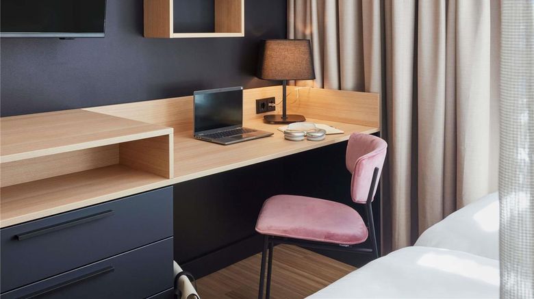 <b>Adagio Stuttgart Neckarpark Room</b>. Images powered by <a href="https://iceportal.shijigroup.com/" title="IcePortal" target="_blank">IcePortal</a>.