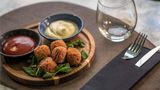 <b>Mercure Roma Centro St John Restaurant</b>. Images powered by <a href="https://iceportal.shijigroup.com/" title="IcePortal" target="_blank">IcePortal</a>.