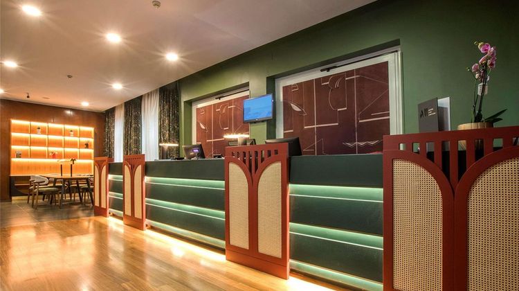 Mercure Roma Centro St John Exterior