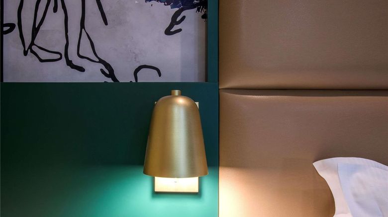 <b>Mercure Roma Centro St John Room</b>. Images powered by <a href="https://iceportal.shijigroup.com/" title="IcePortal" target="_blank">IcePortal</a>.