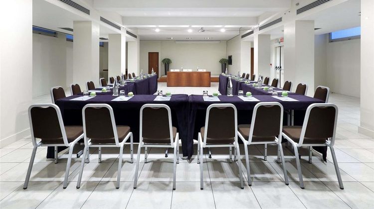Mercure Roma Centro St John Meeting
