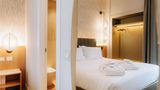 Movenpick Hotel Bari Room