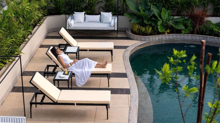 Pullman Chennai Anna Salai Pool