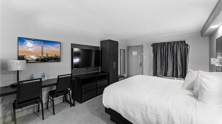 <b>Days Inn San Antonio/Near Lackland AFB Room</b>. Images powered by <a href="https://iceportal.shijigroup.com/" title="IcePortal" target="_blank">IcePortal</a>.