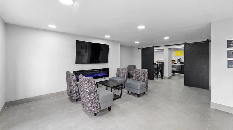 <b>Days Inn San Antonio/Near Lackland AFB Lobby</b>. Images powered by <a href="https://iceportal.shijigroup.com/" title="IcePortal" target="_blank">IcePortal</a>.